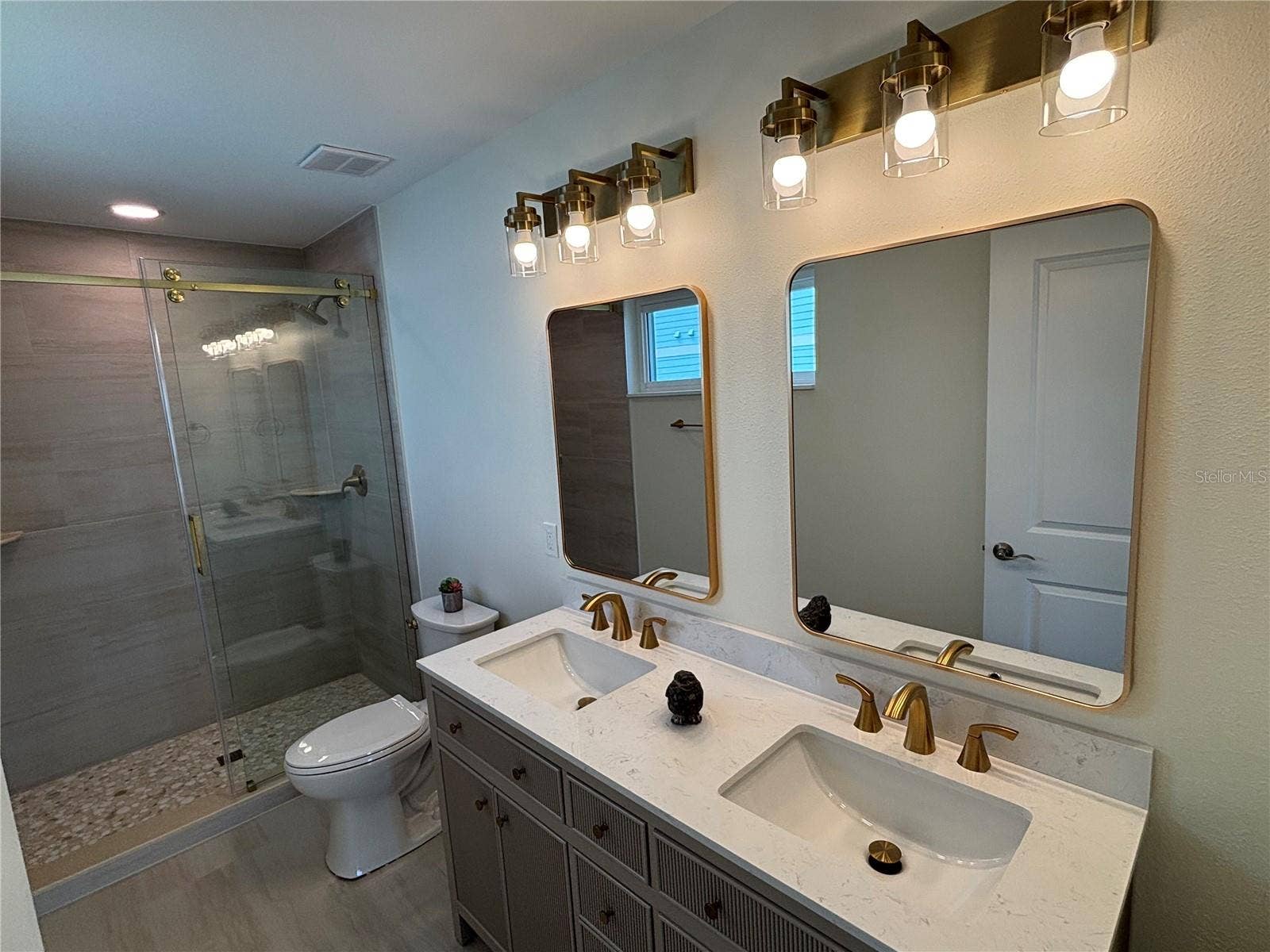 709 GULF BOULEVARD, Indian Rocks Beach, FL 33785