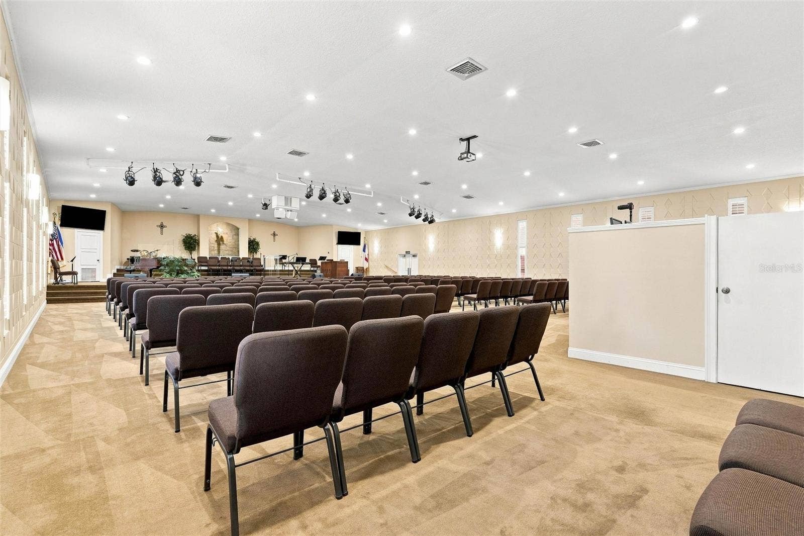 7602 KENYA STREET, Jacksonville, FL 32208 7602 KENYA STREET, Jacksonville, FL 32208