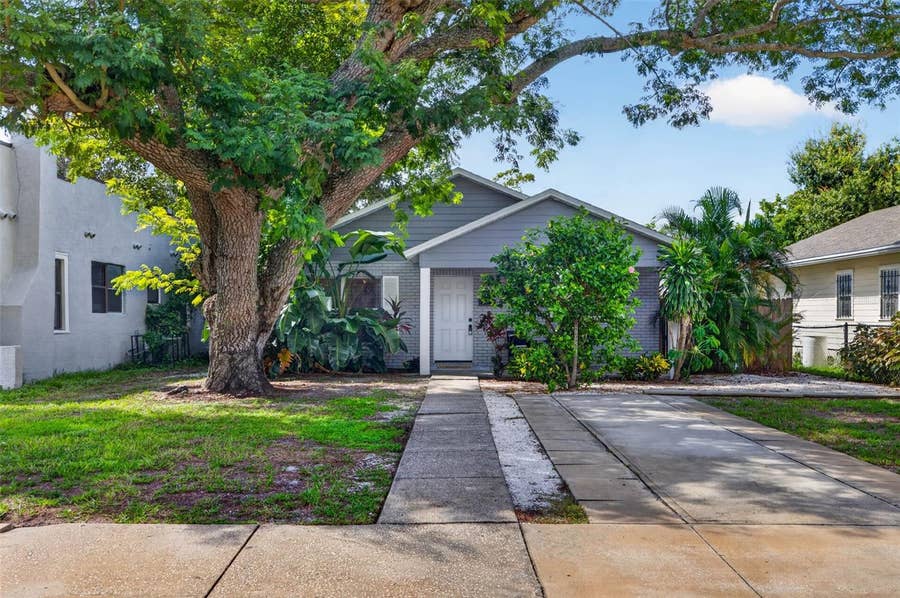 Property photo for 4666 11TH AVENUE S, St Petersburg, FL