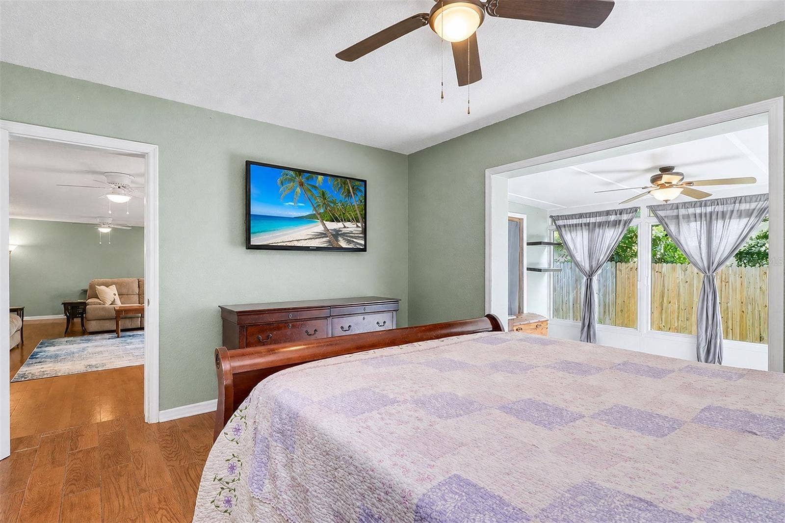 11399 80TH AVENUE, Seminole, FL 33772 11399 80TH AVENUE, Seminole, FL 33772