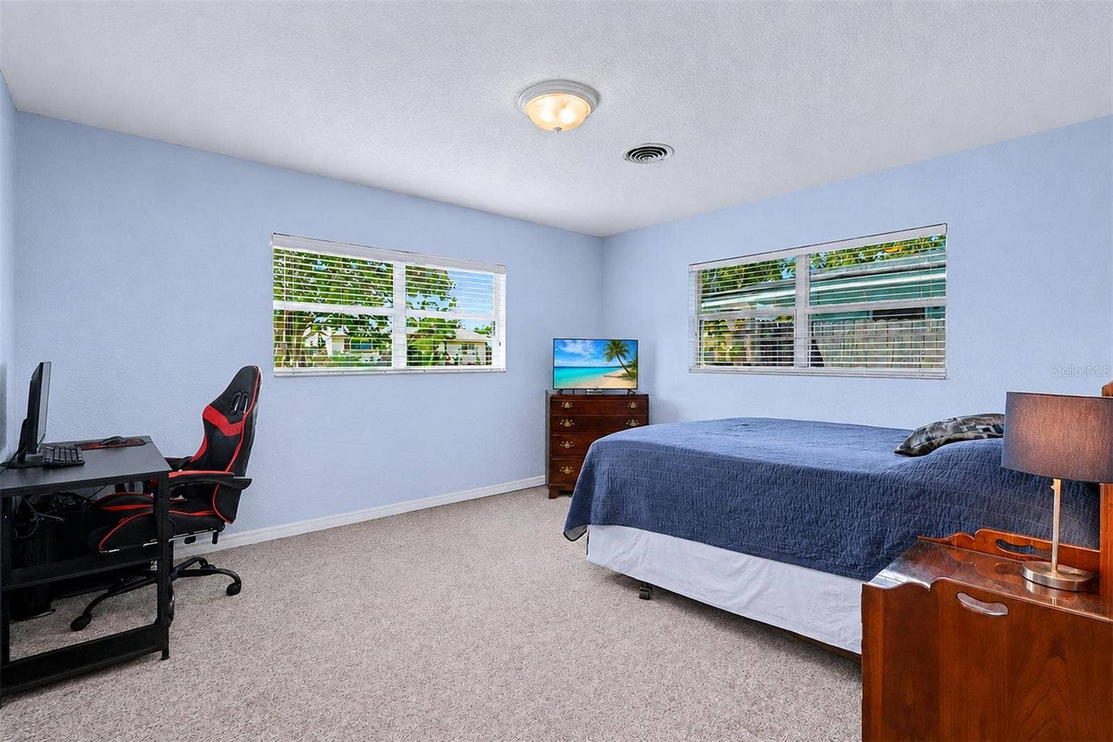 11399 80TH AVENUE, Seminole, FL 33772 11399 80TH AVENUE, Seminole, FL 33772