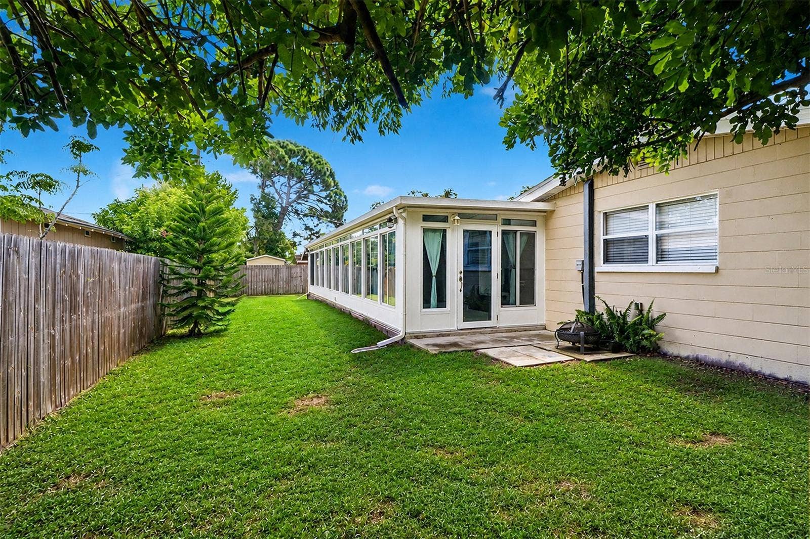 11399 80TH AVENUE, Seminole, FL 33772 11399 80TH AVENUE, Seminole, FL 33772