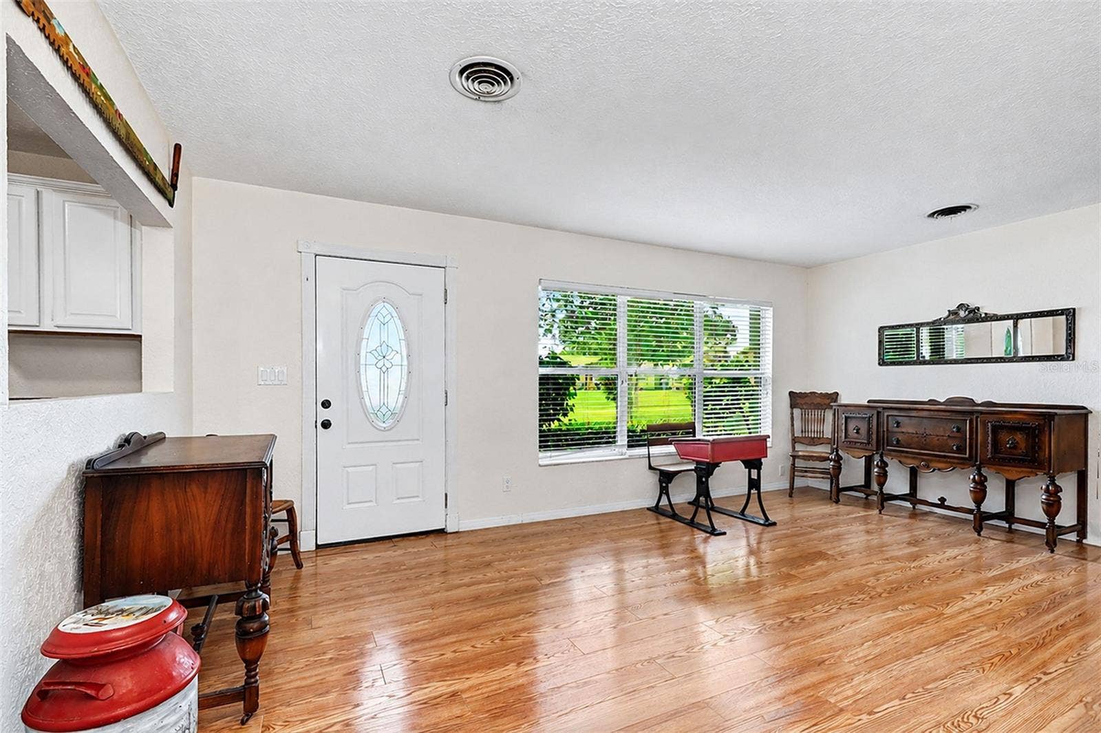 11399 80TH AVENUE, Seminole, FL 33772 11399 80TH AVENUE, Seminole, FL 33772