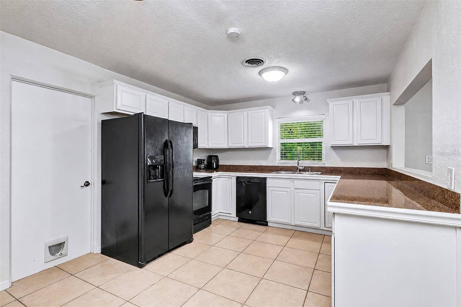 11399 80TH AVENUE, Seminole, FL 33772 11399 80TH AVENUE, Seminole, FL 33772