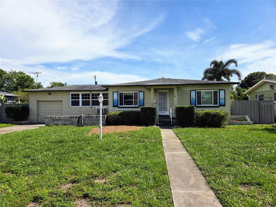 Property photo for 6044 BURLINGTON AVENUE N, St Petersburg, FL