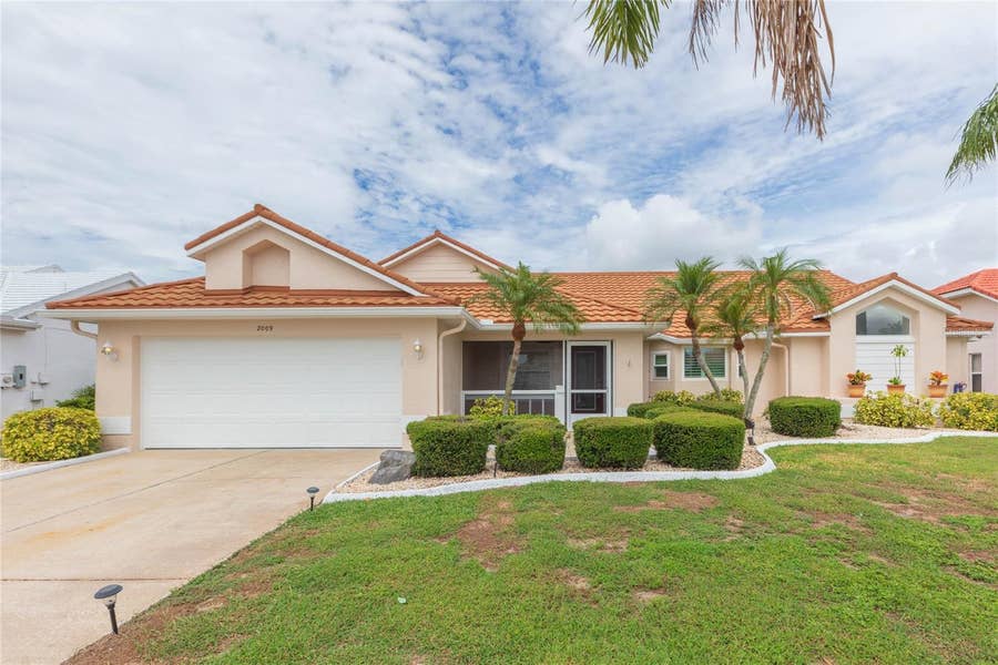Property photo for 2009 NEW BEDFORD DRIVE, Sun City Center, FL