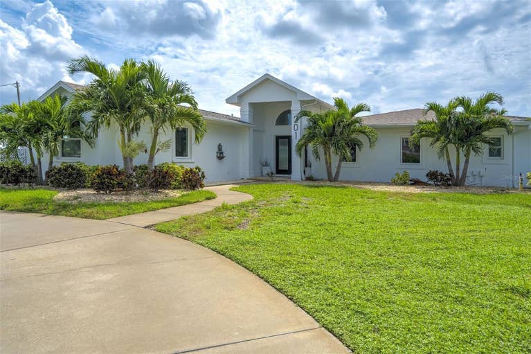 Jesse Hoover - Realtor