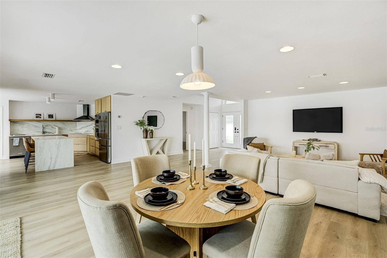 201 DRIFTWOOD LANE, Largo, FL 33770 Dining
