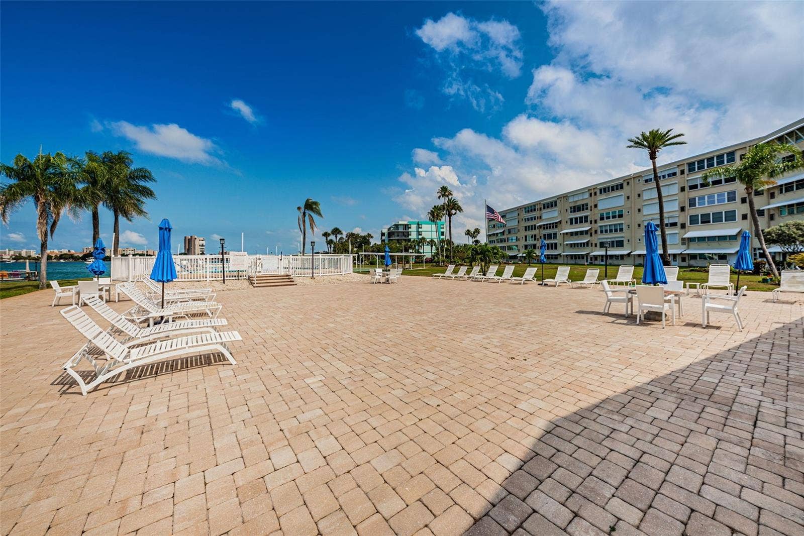1898 SHORE DRIVE S, #208, South Pasadena, FL 33707 1898 SHORE DRIVE S, #208, South Pasadena, FL 33707