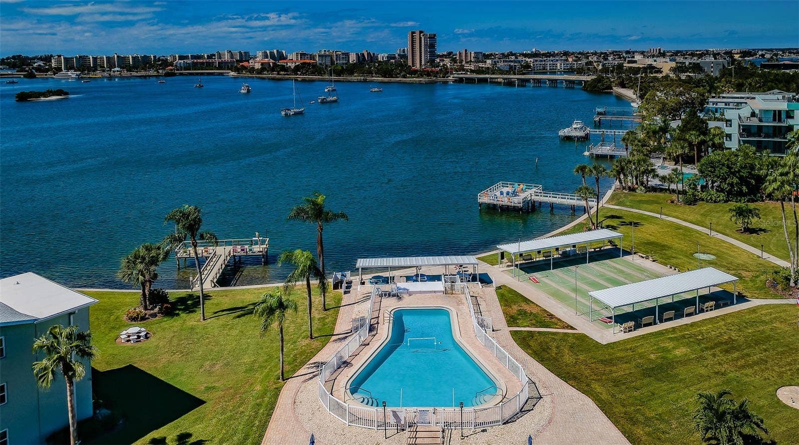 1898 SHORE DRIVE S, #208, South Pasadena, FL 33707 Tropical life!