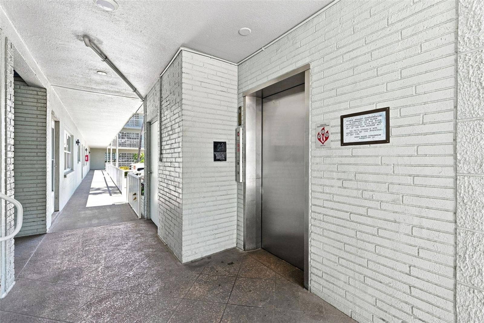 1898 SHORE DRIVE S, #208, South Pasadena, FL 33707 Elevator for your convivence!