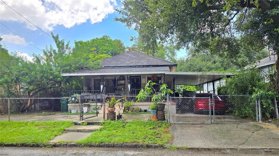 Property photo for 2813 E CLARK STREET, Tampa, FL