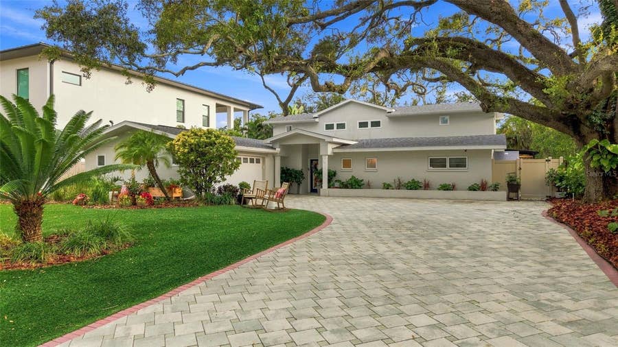 Property photo for 4722 W LAUREL ROAD, Tampa, FL