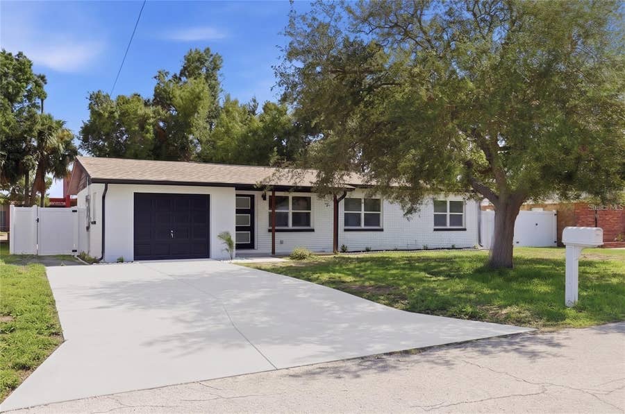 Property photo for 4420 W BAY COURT AVENUE, Tampa, FL