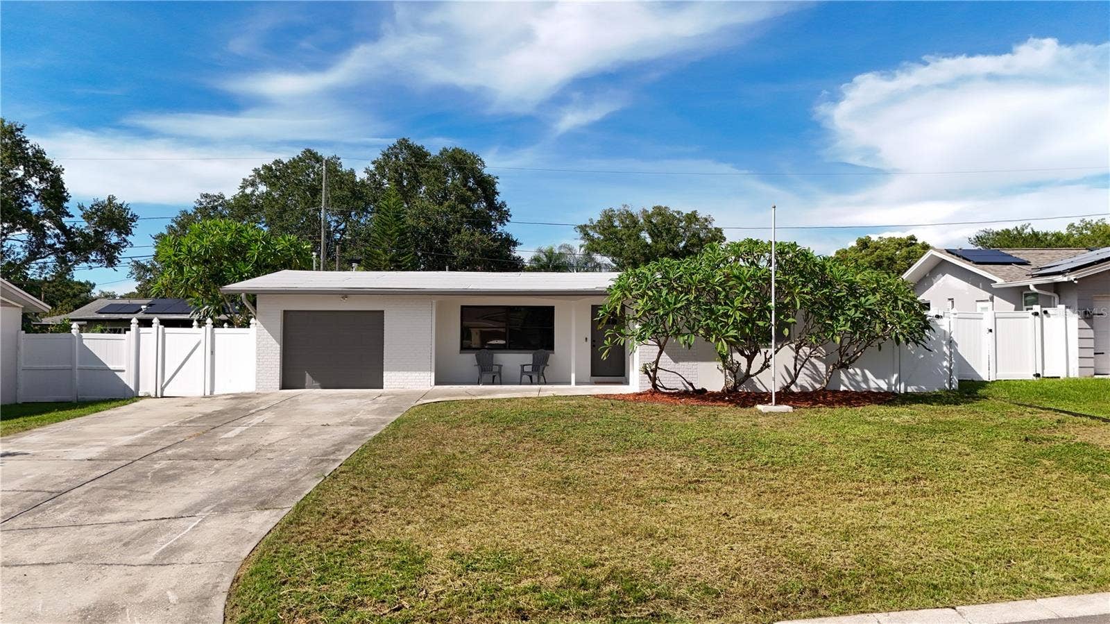 1390 SEABREEZE ST, Clearwater, FL 33756 1390 SEABREEZE ST, Clearwater, FL 33756