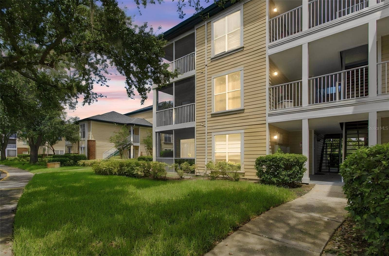 4115 CHATHAM OAK COURT, #215, Tampa, FL 33624 4115 CHATHAM OAK COURT, #215, Tampa, FL 33624