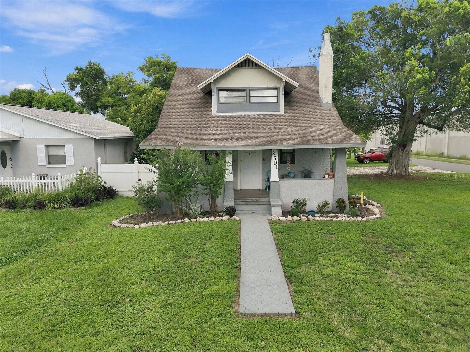 2501 57TH PLACE N, St Petersburg, FL 33714