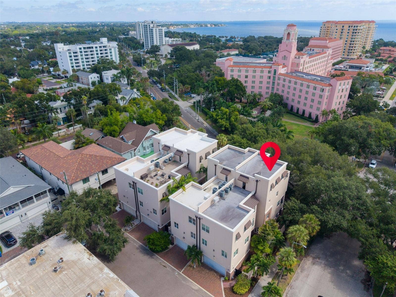 500 BEACH DRIVE NE, St Petersburg, FL 33701