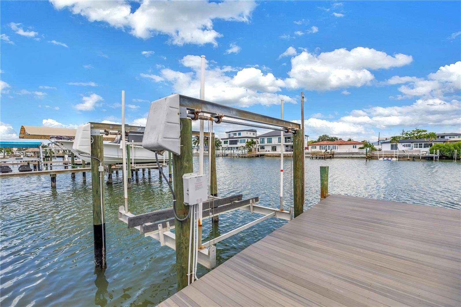 7957 2ND AVENUE S, St Petersburg, FL 33707 7957 2ND AVENUE S, St Petersburg, FL 33707