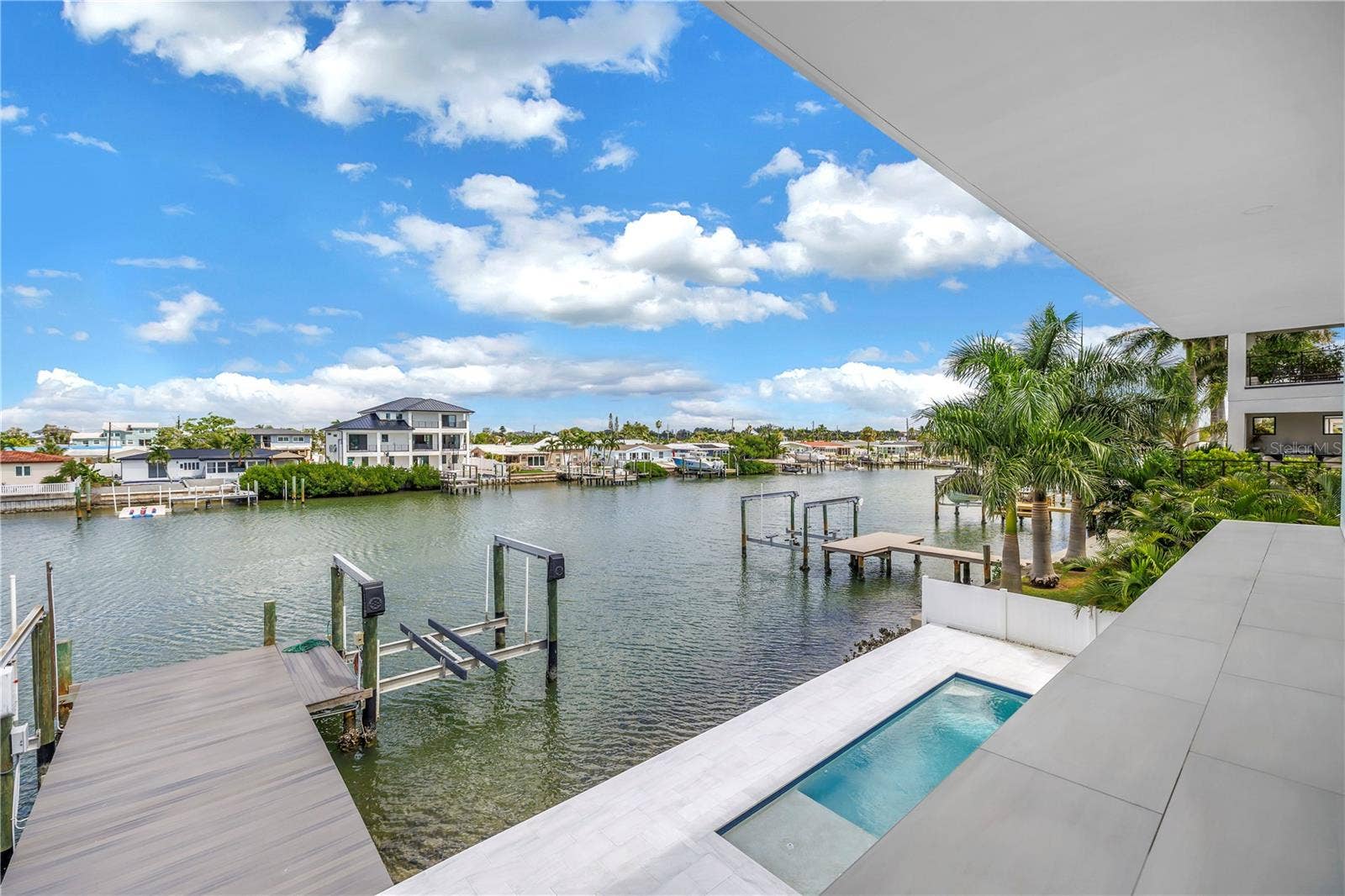7957 2ND AVENUE S, St Petersburg, FL 33707 7957 2ND AVENUE S, St Petersburg, FL 33707