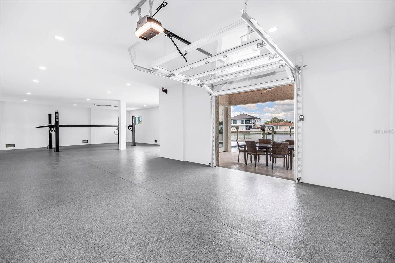 7957 2ND AVENUE S, St Petersburg, FL 33707 FULL GLASS GARAGE DOOR, EASY ACCESS TO DOCK