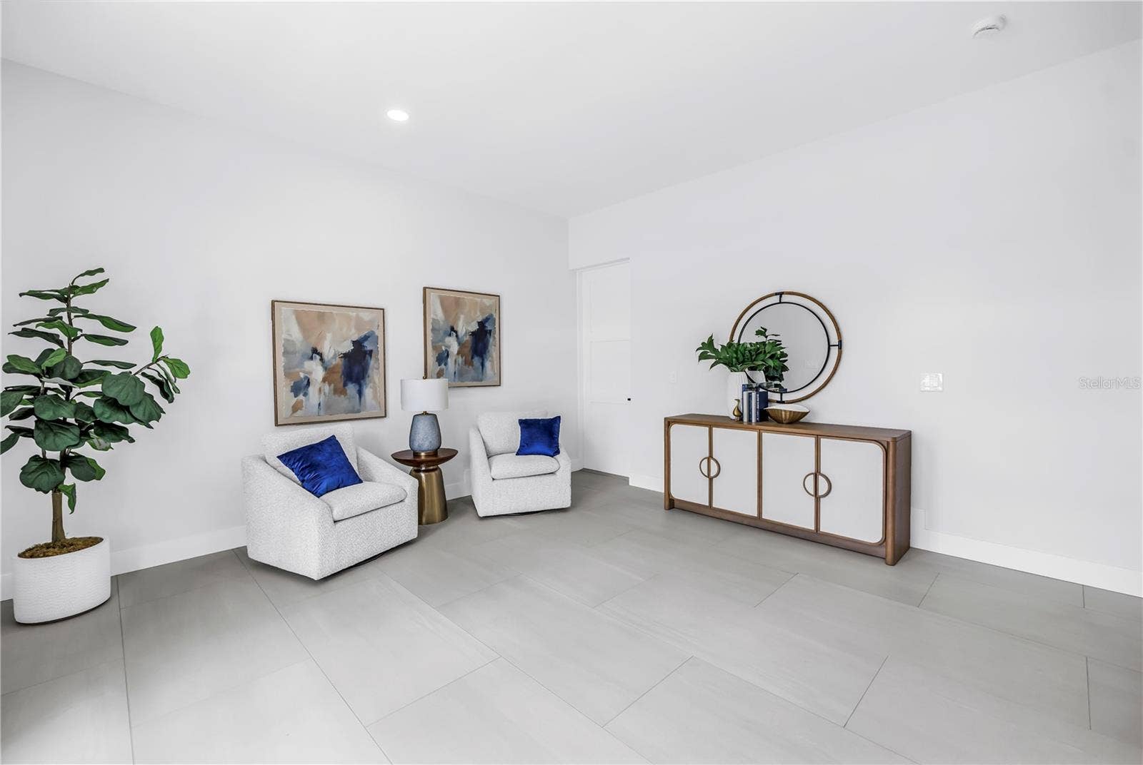 7957 2ND AVENUE S, St Petersburg, FL 33707 7957 2ND AVENUE S, St Petersburg, FL 33707