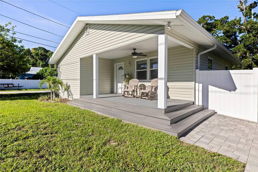 Property photo for 401 DEMPSEY ROAD, Palm Harbor, FL