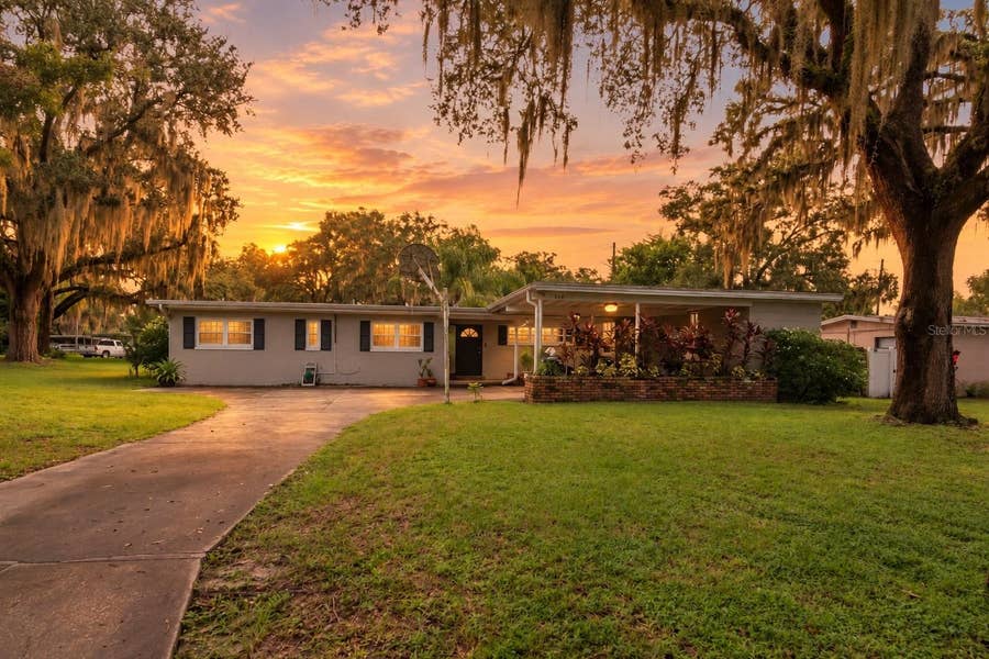 Property photo for 416 BROXBURN AVENUE, Temple Terrace, FL