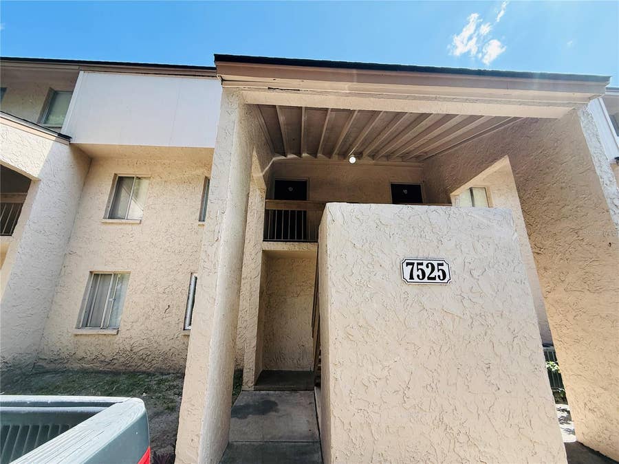 Property photo for 7525 PITCH PINE CIRCLE, #D, Tampa, FL