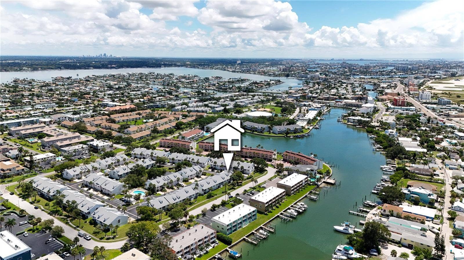 168 SUN ISLE CIRCLE, #168, Treasure Island, FL 33706