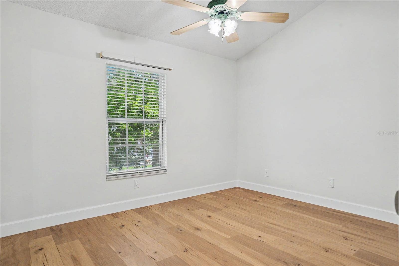168 SUN ISLE CIRCLE, #168, Treasure Island, FL 33706