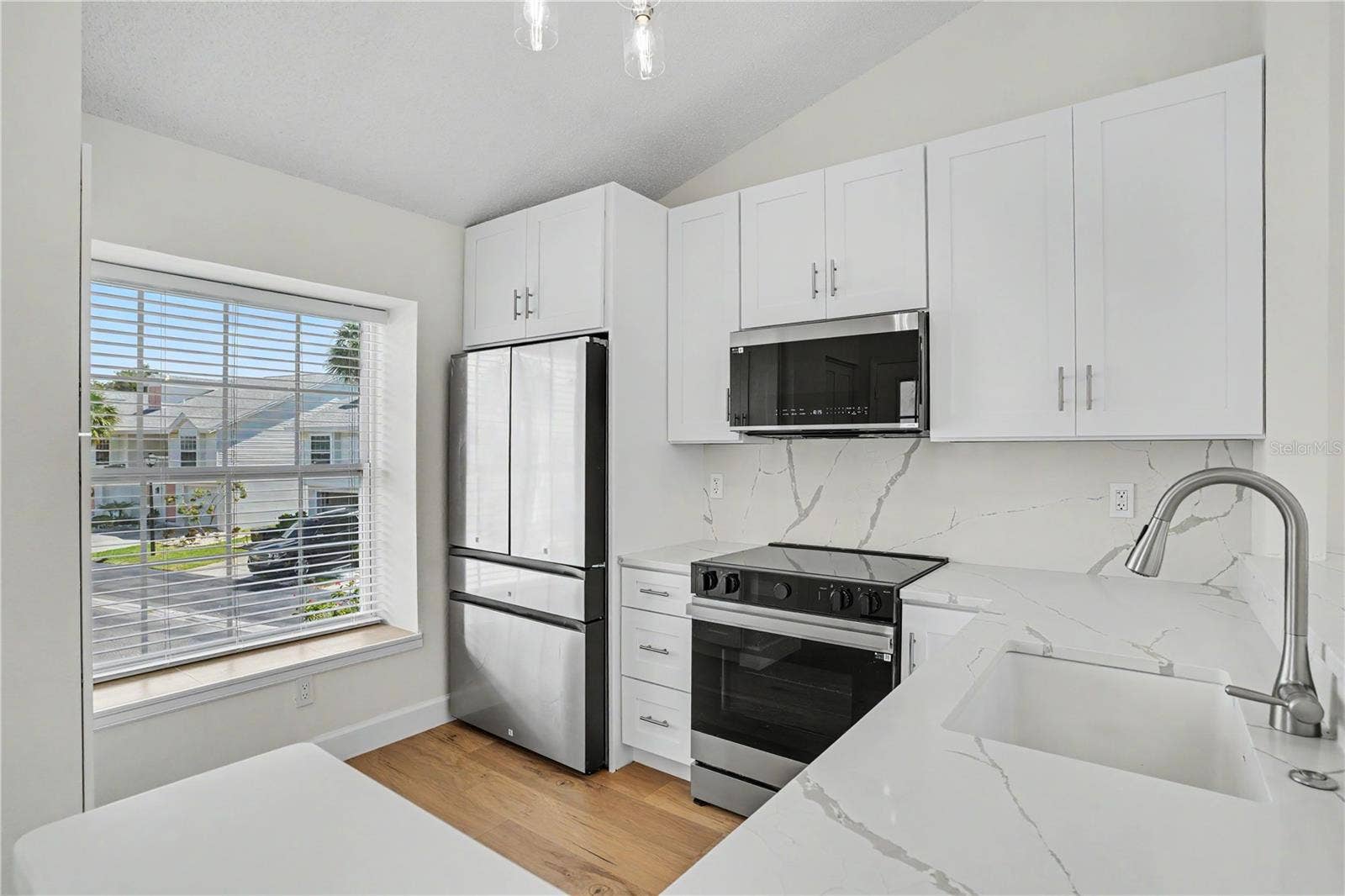 168 SUN ISLE CIRCLE, #168, Treasure Island, FL 33706