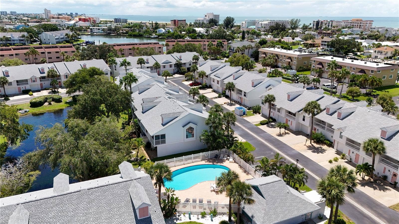 168 SUN ISLE CIRCLE, #168, Treasure Island, FL 33706