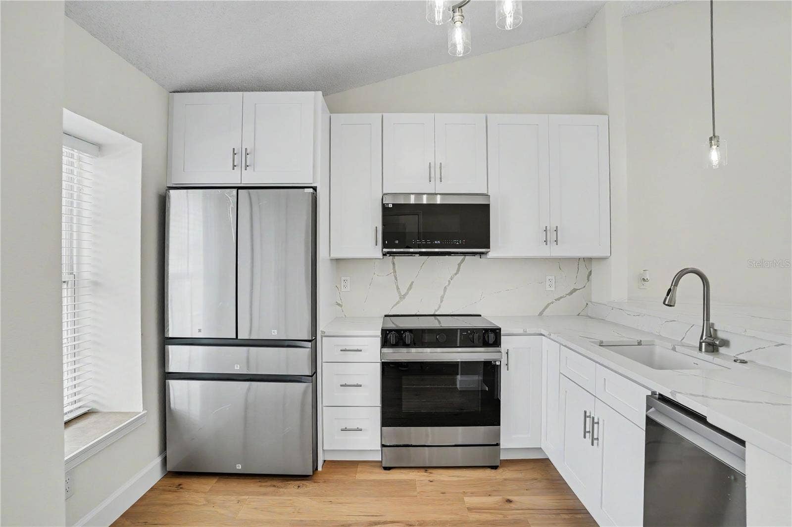 168 SUN ISLE CIRCLE, #168, Treasure Island, FL 33706