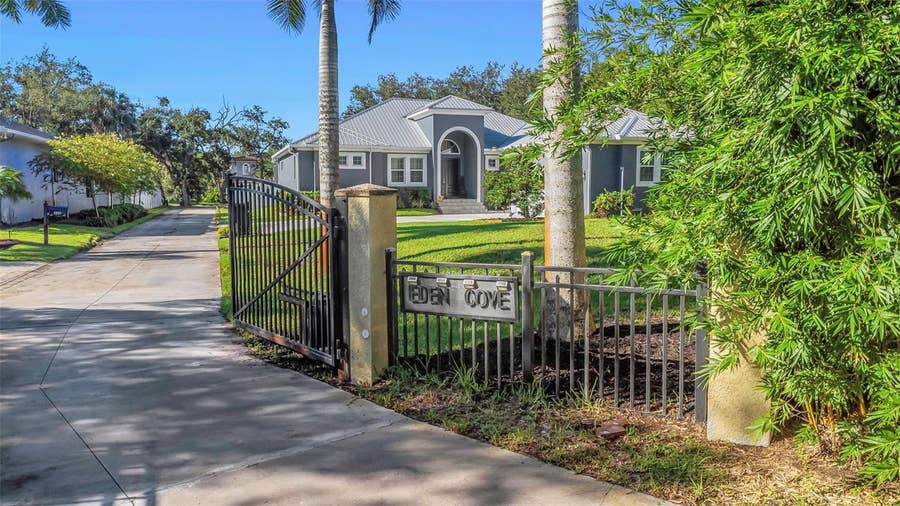 Property photo for 5925 MOHR ROAD, Tampa, FL