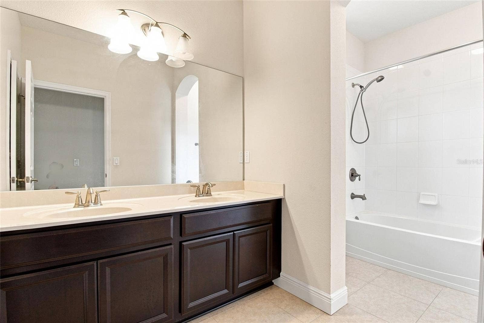 1215 HILLANDALE RESERVE DRIVE, Tampa, FL 33613