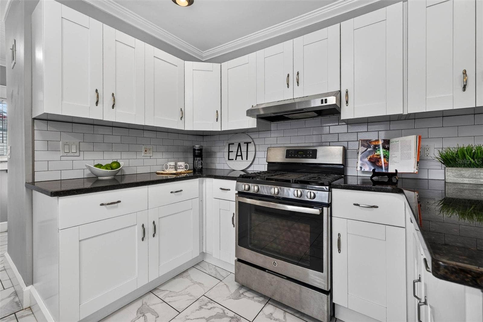 1136 22ND AVENUE N, St Petersburg, FL 33704