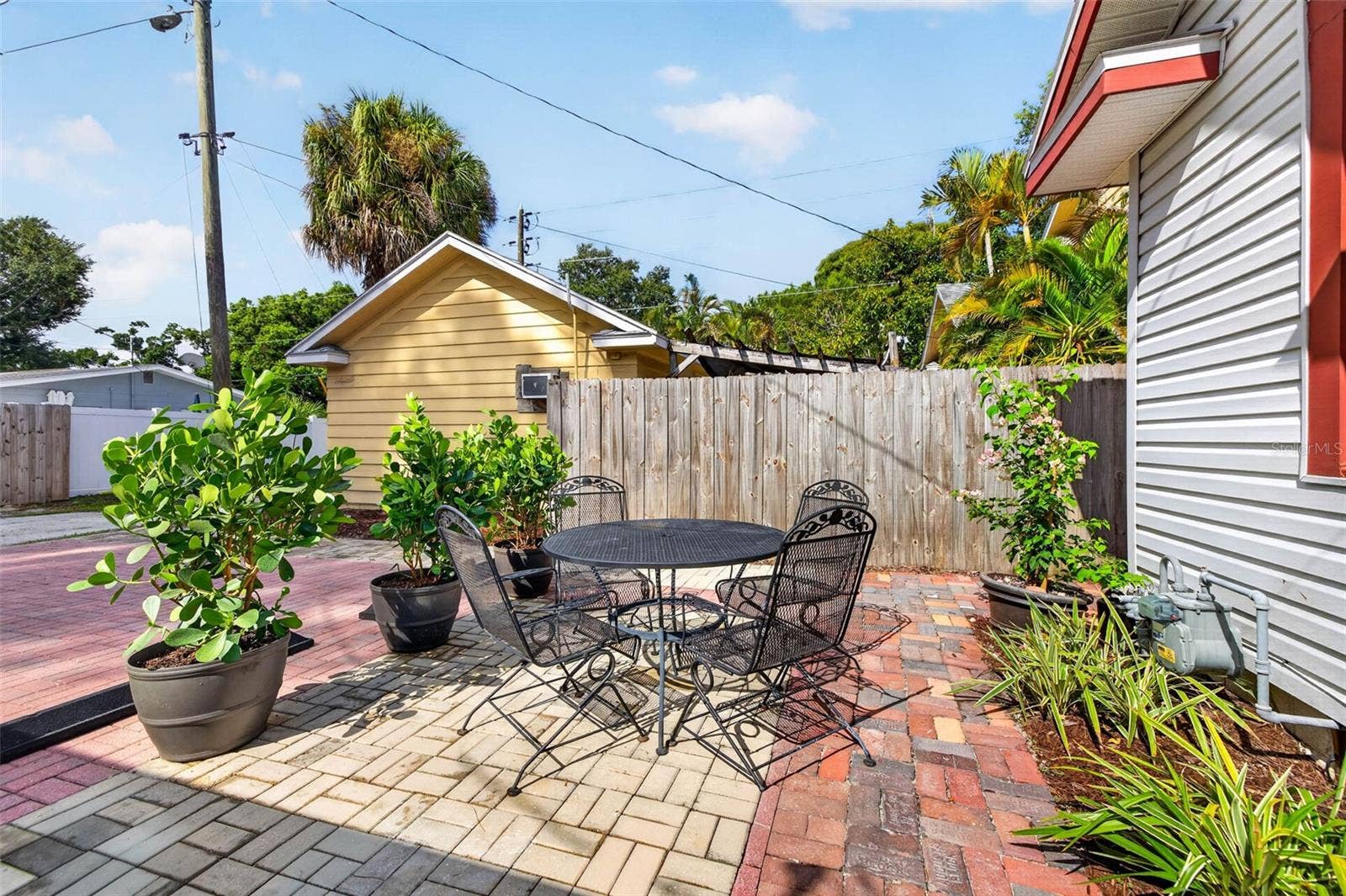 1136 22ND AVENUE N, St Petersburg, FL 33704