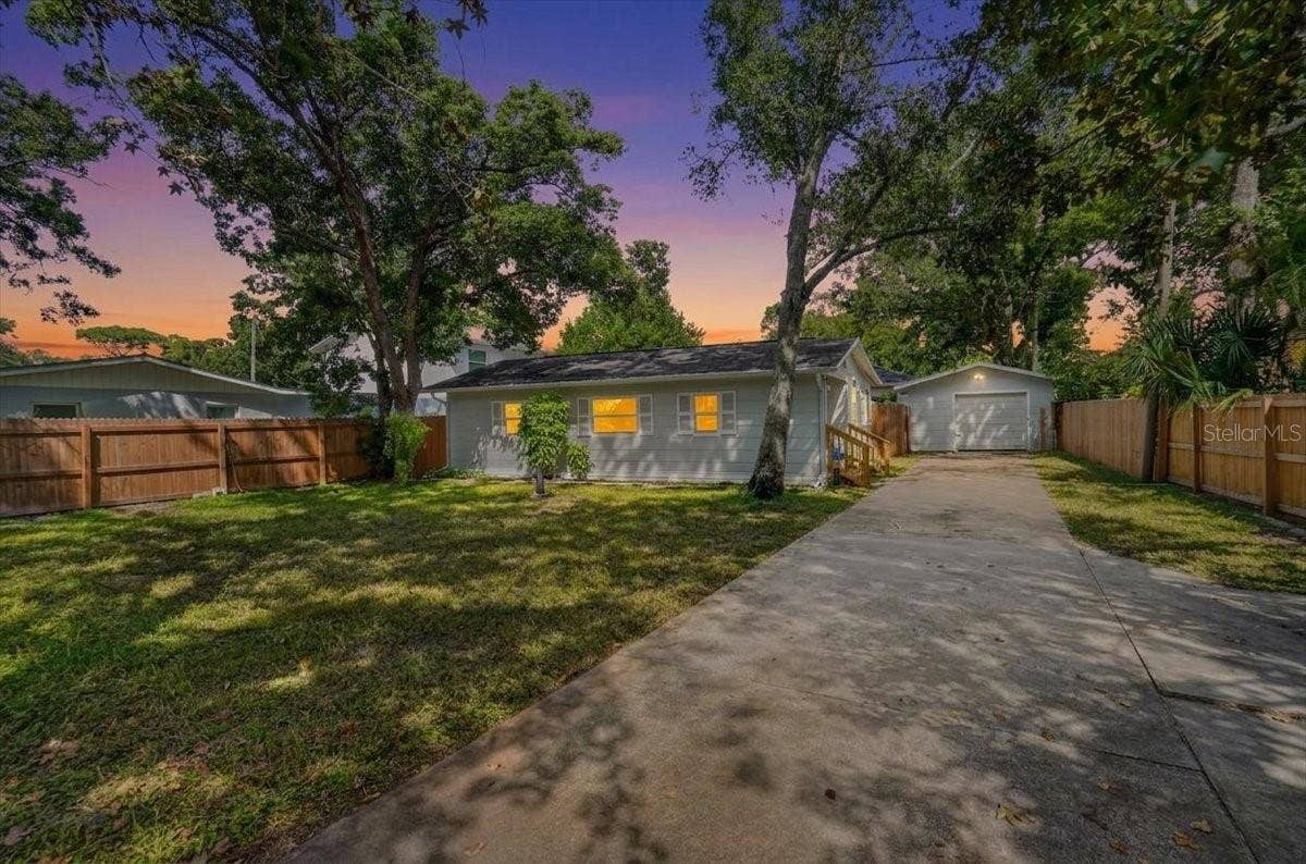 5025 72ND STREET N, St Petersburg, FL 33709 5025 72ND STREET N, St Petersburg, FL 33709