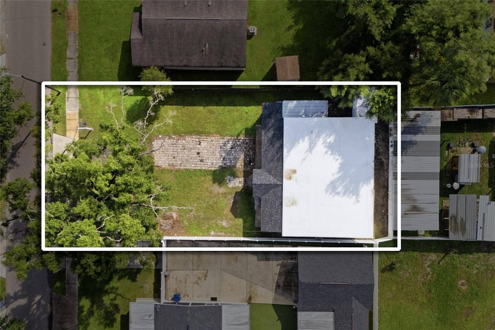1707 E FRIERSON AVENUE, Tampa, FL 33610 1707 E FRIERSON AVENUE, Tampa, FL 33610