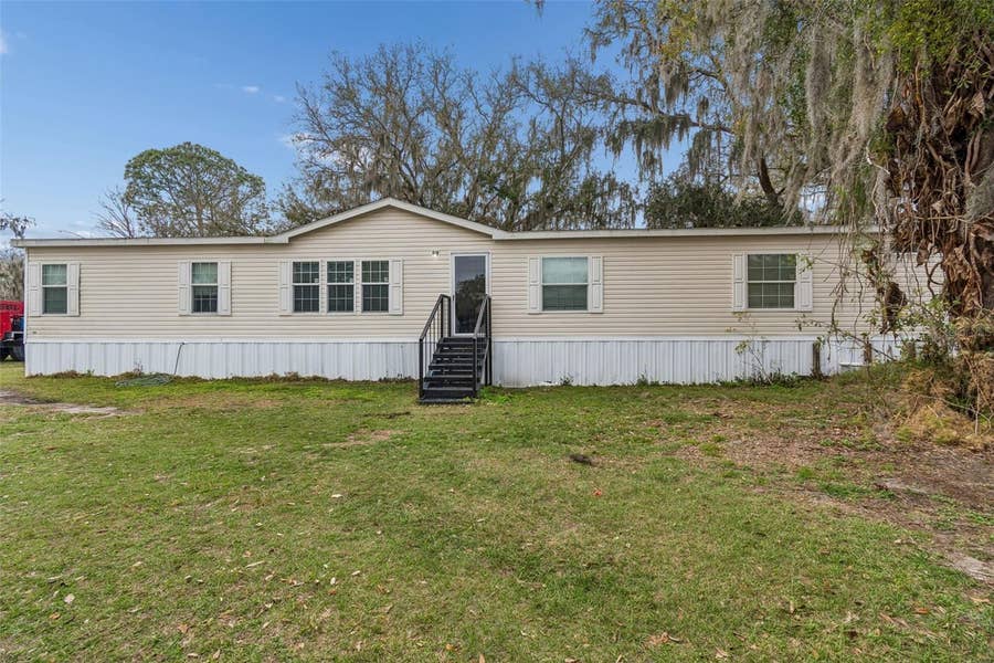 Property photo for 27435 HOLIDAY DRIVE, Dade City, FL
