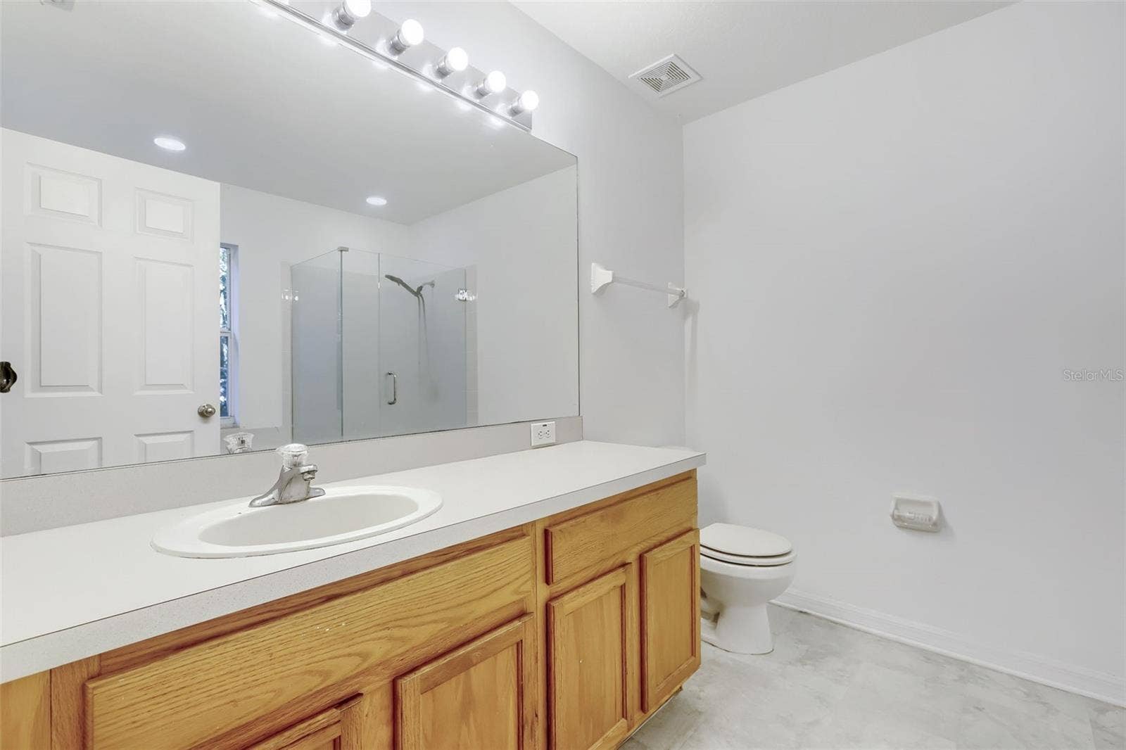 7902 CITRUS BLOSSOM DRIVE, Land O Lakes, FL 34637 7902 CITRUS BLOSSOM DRIVE, Land O Lakes, FL 34637