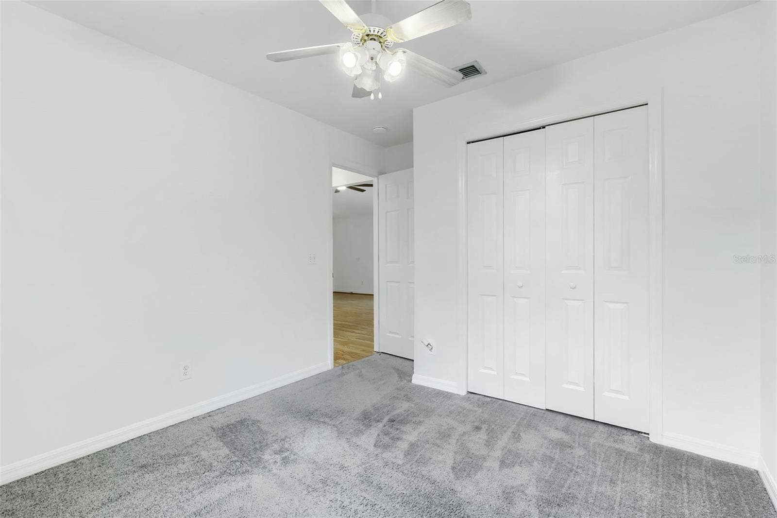7902 CITRUS BLOSSOM DRIVE, Land O Lakes, FL 34637 7902 CITRUS BLOSSOM DRIVE, Land O Lakes, FL 34637