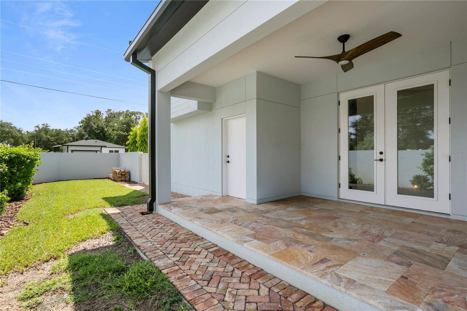 300 43RD AVENUE N, St Petersburg, FL 33703 300 43RD AVENUE N, St Petersburg, FL 33703