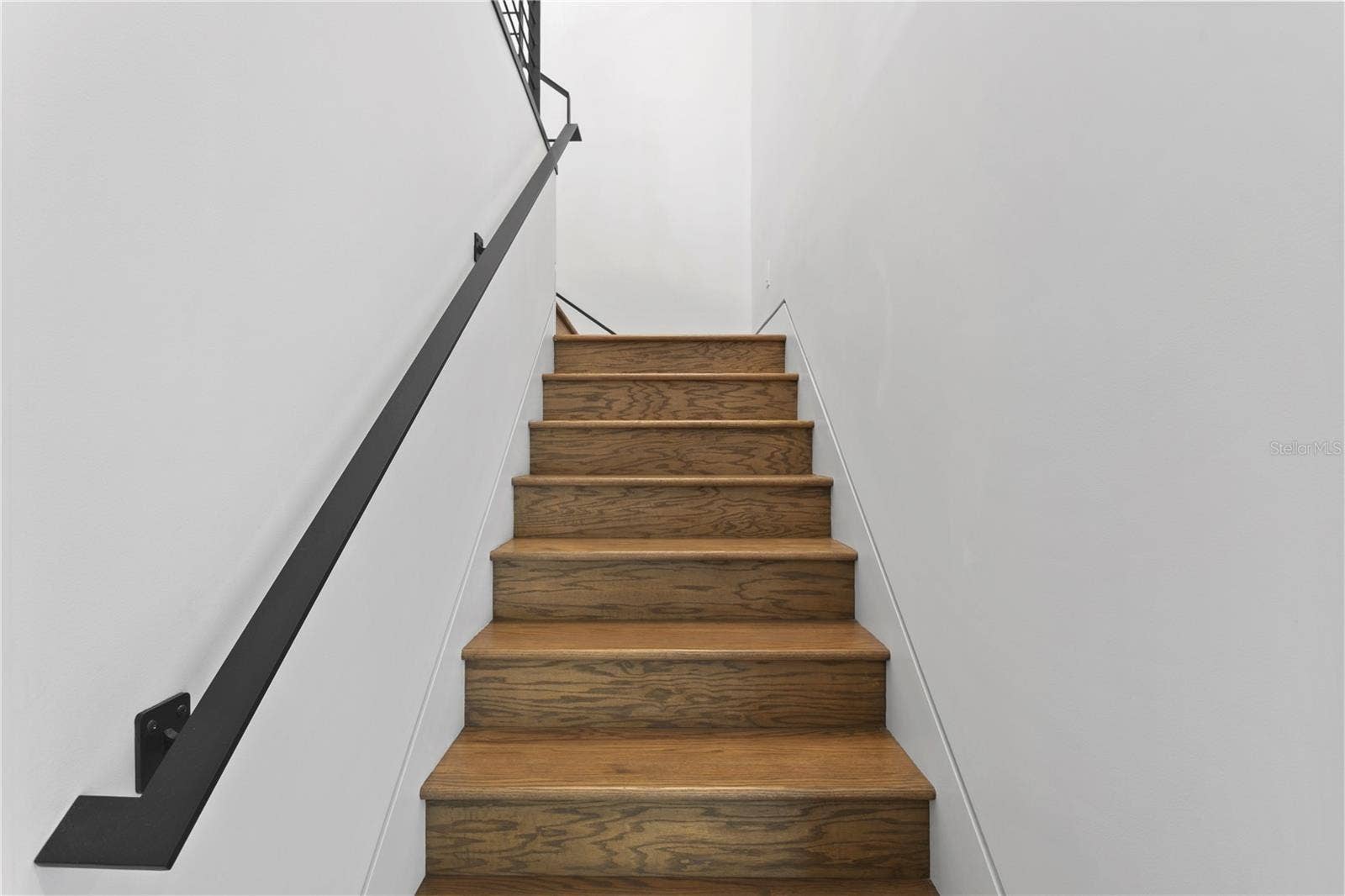300 43RD AVENUE N, St Petersburg, FL 33703 Stairs