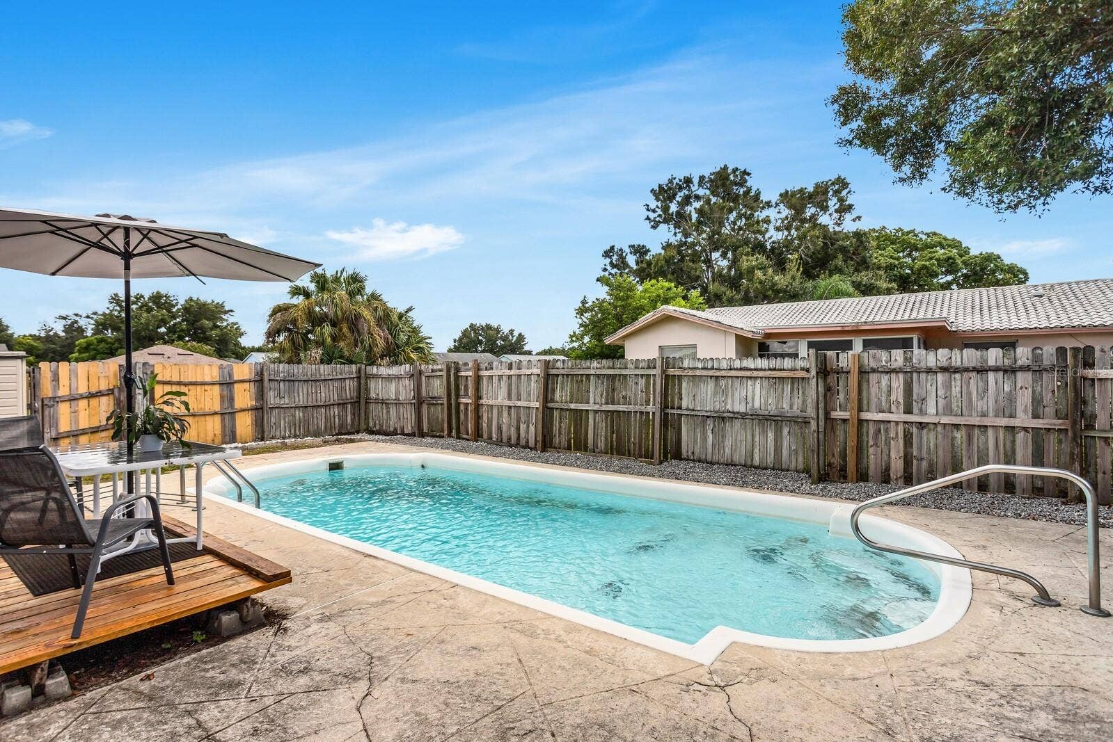 407 OCEAN COURT, Largo, FL 33756 407 OCEAN COURT, Largo, FL 33756