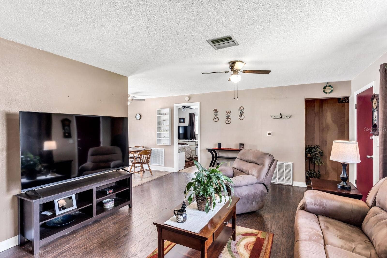 407 OCEAN COURT, Largo, FL 33756 407 OCEAN COURT, Largo, FL 33756