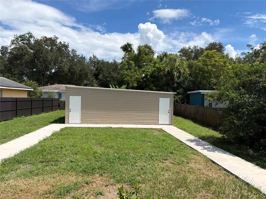 Property photo for Tampa, FL