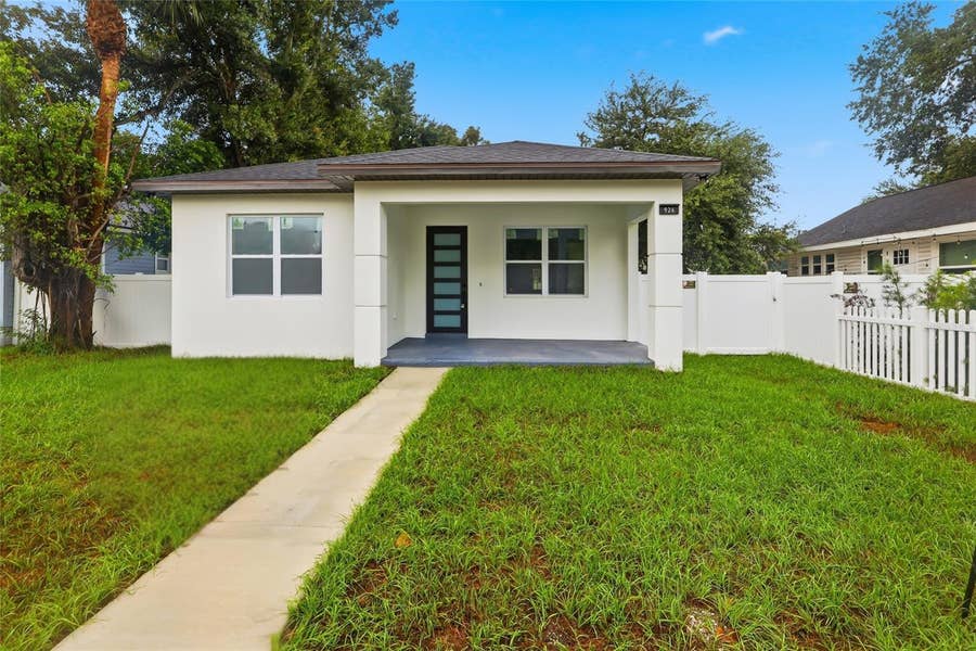 Property photo for 926 11TH AVENUE S, St Petersburg, FL