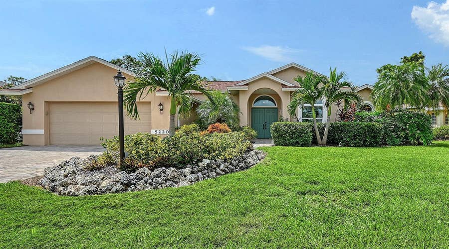 Property photo for 5220 SUNNYDALE CIRCLE S, Sarasota, FL